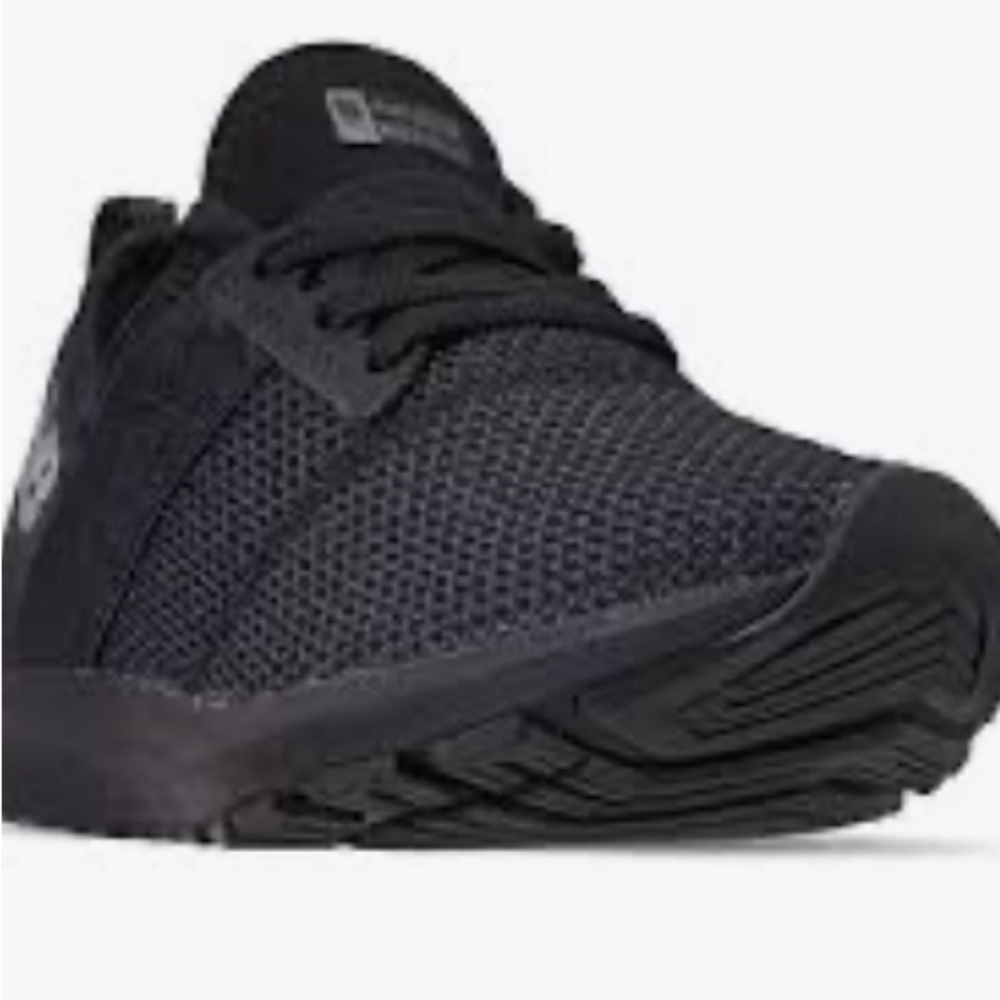 Men's Black Athletic Shoes